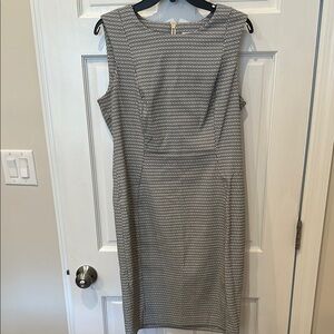 Calvin Klein Black and White Sleeveless Sheath Dress